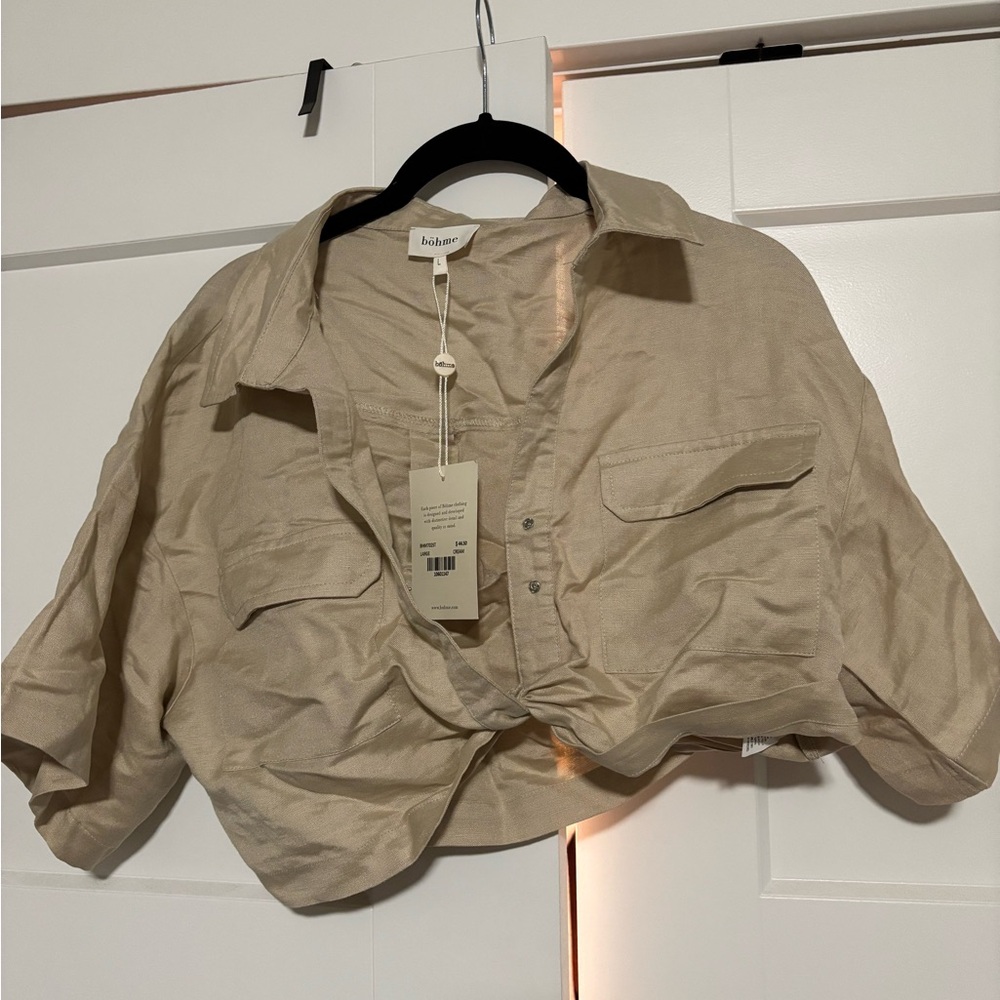 Bohme new top, tied bottom, button up